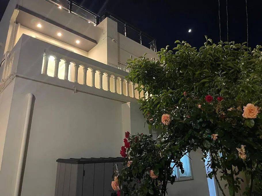 Apartment Korea Traditional Family House In Busan